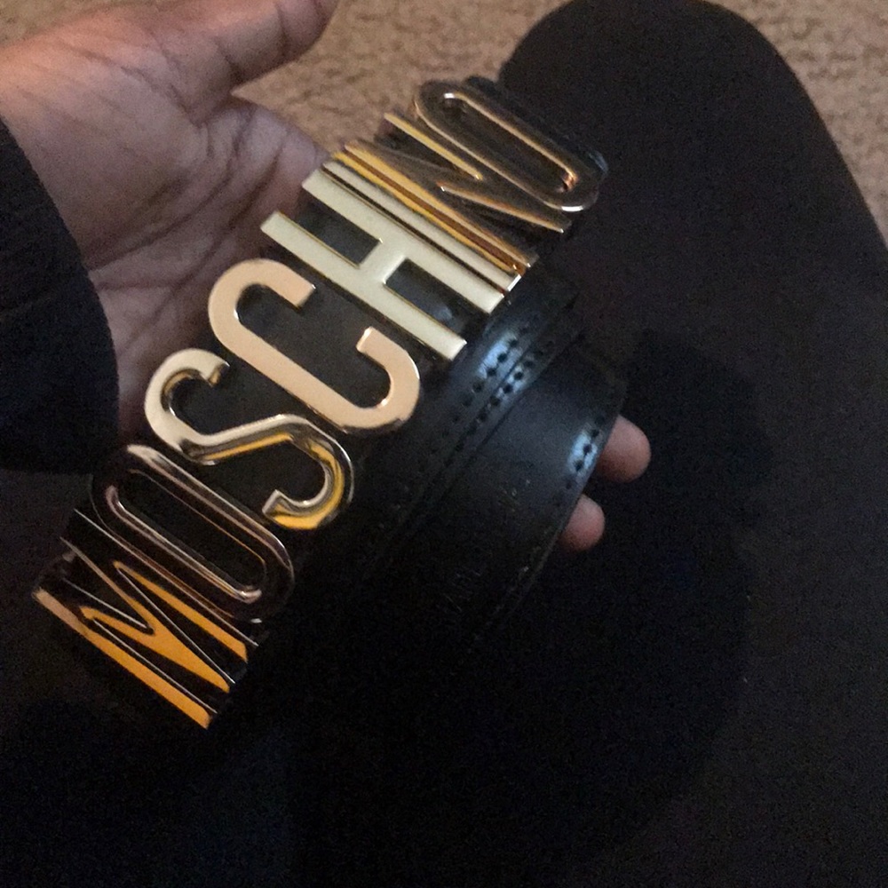 Moschino belt